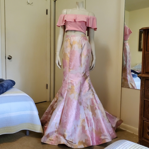 NWT Jovani Two Piece Pink Metallic Mermaid Prom Gown Size 2 - Picture 16 of 16